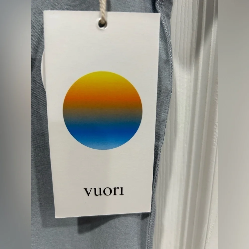 Vuori Mens Medium Short Sleeve Ulawatu 23 Water Tee Platinum Heather Grey NWT